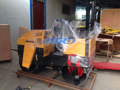 福瑞得機械2噸座駕壓路機、手扶雙輪壓路機準備包裝及時發(fā)貨