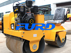 今天給大家分享關(guān)于座駕壓路機輪胎保養(yǎng)干貨！