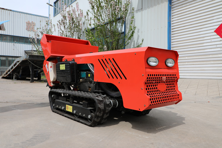 茶園施肥用履帶式田園管理機，遙控作業(yè)超輕松